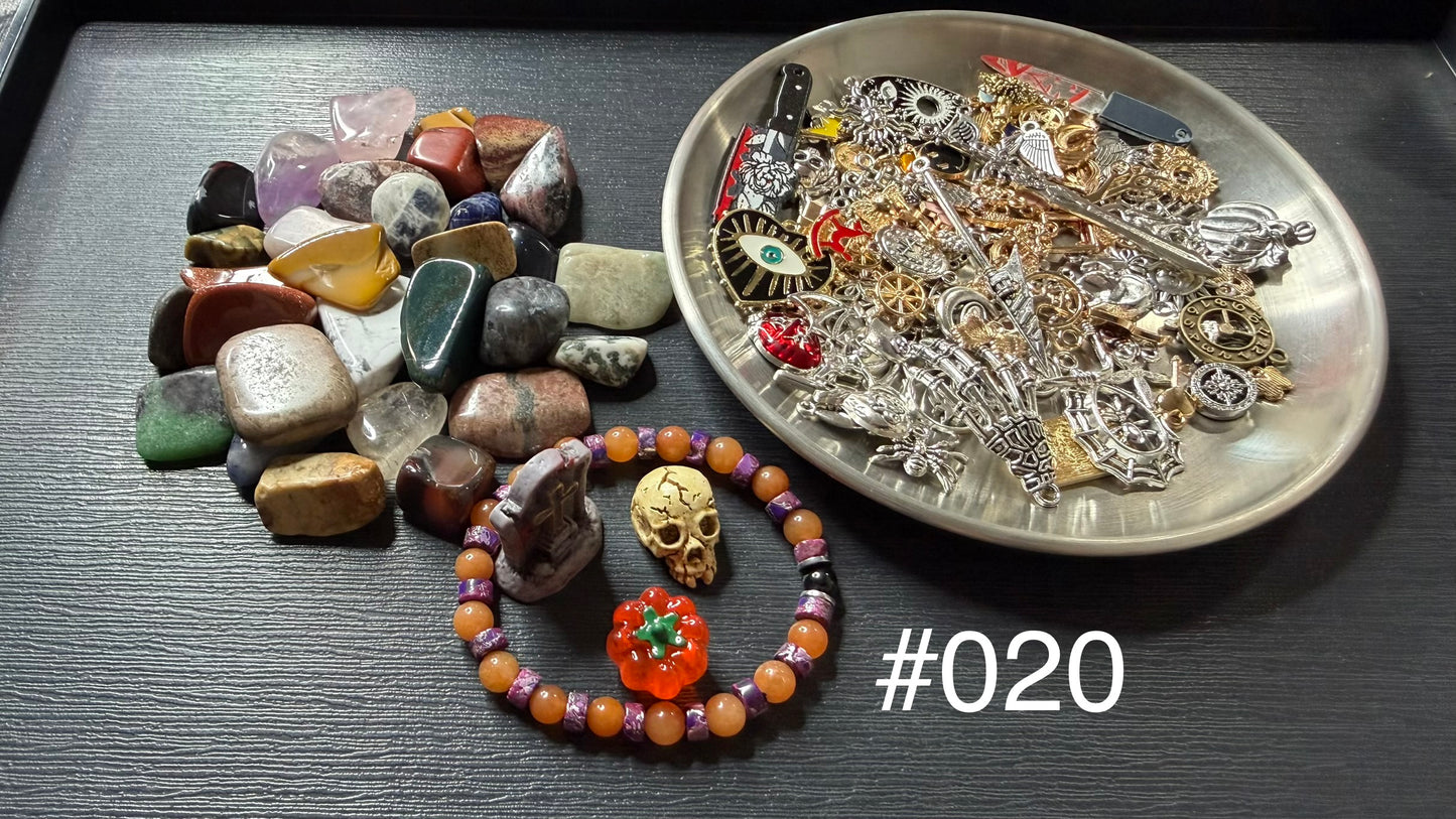 145g Crystals, 100g Charms & A 6mm Bracelet-Halloween Themed
