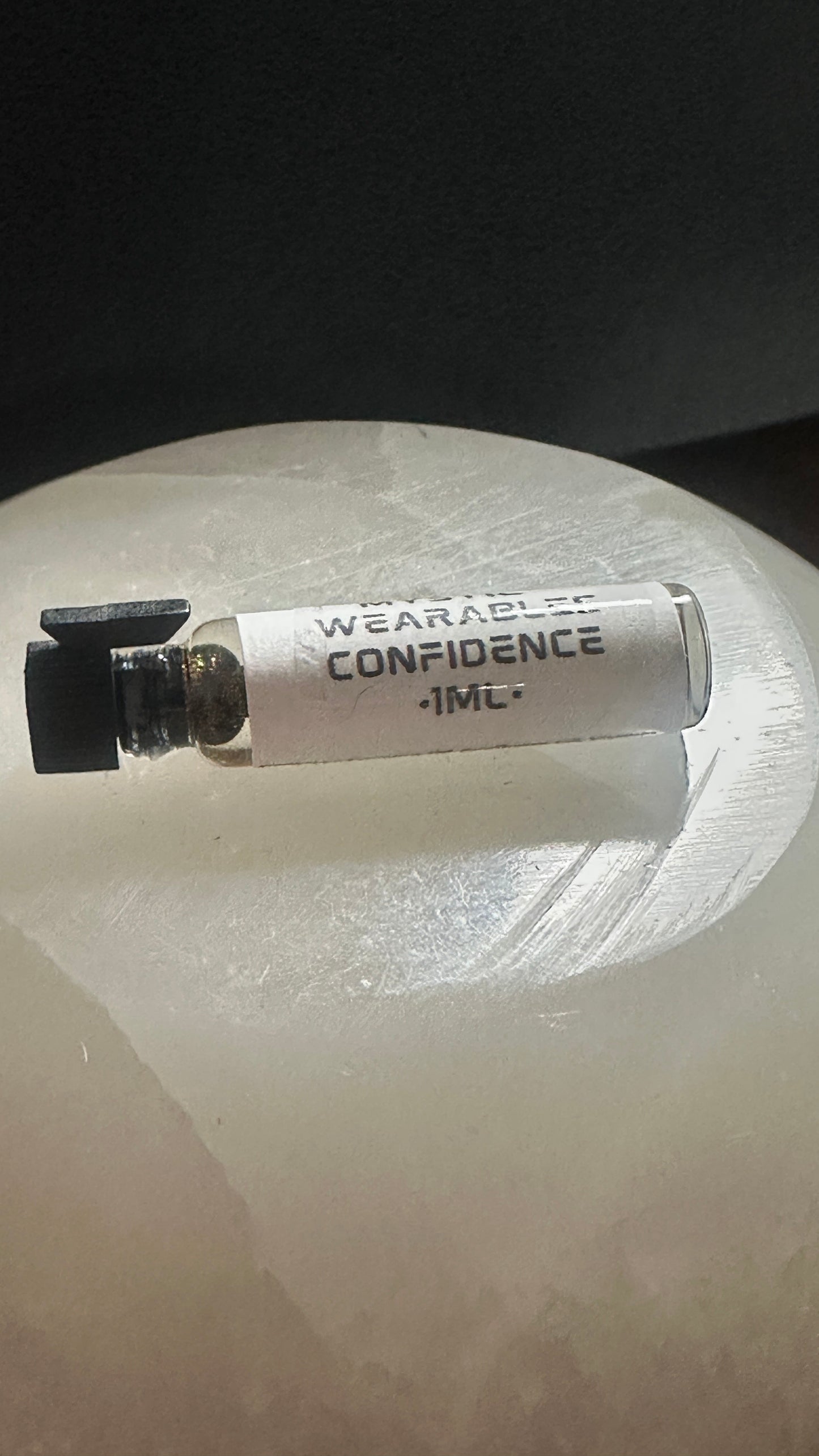 Confidence-Properties Perfume Oil Earthy/Woody