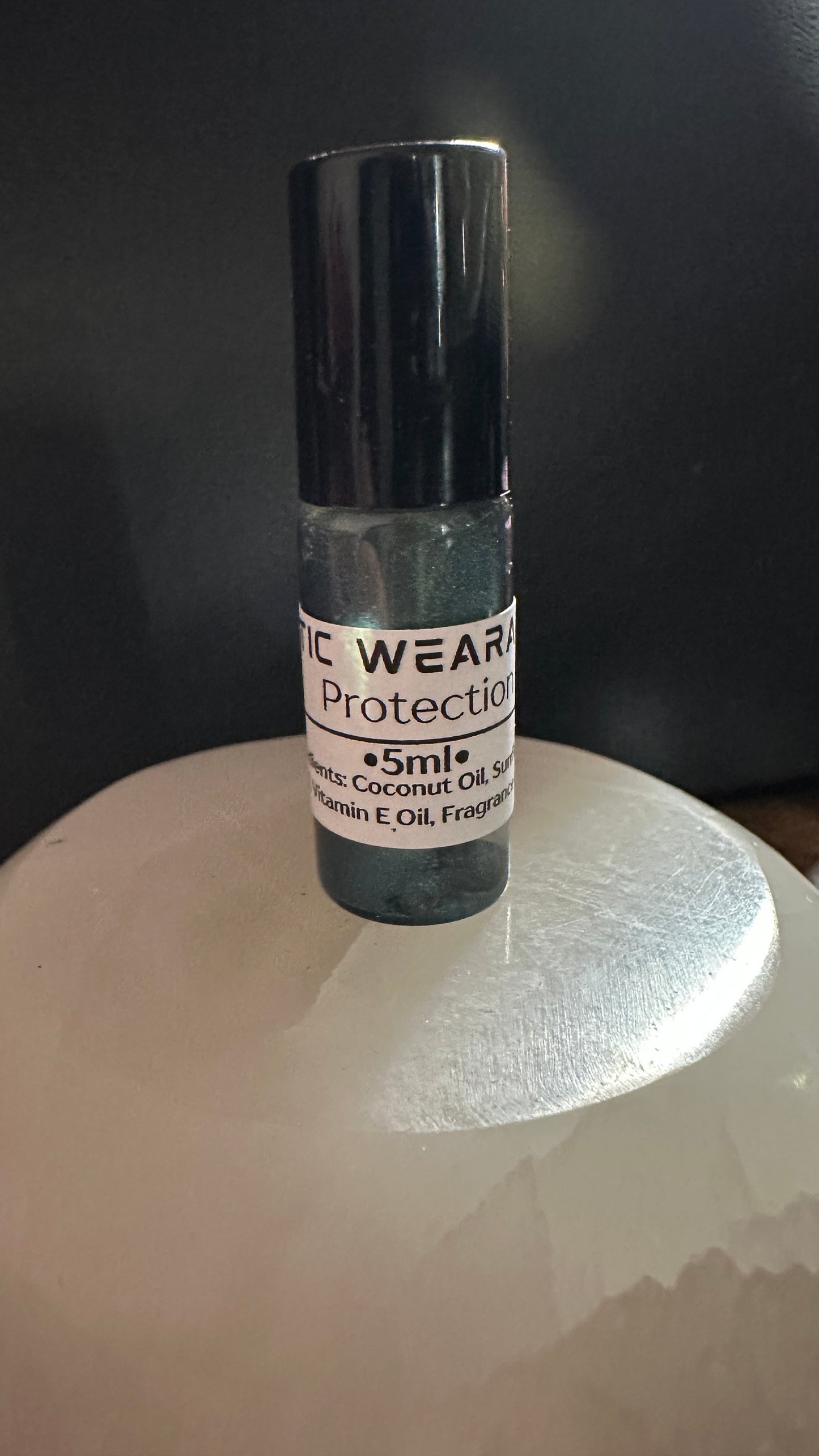 Protection-Properties Perfume Oil Earthy/Woody