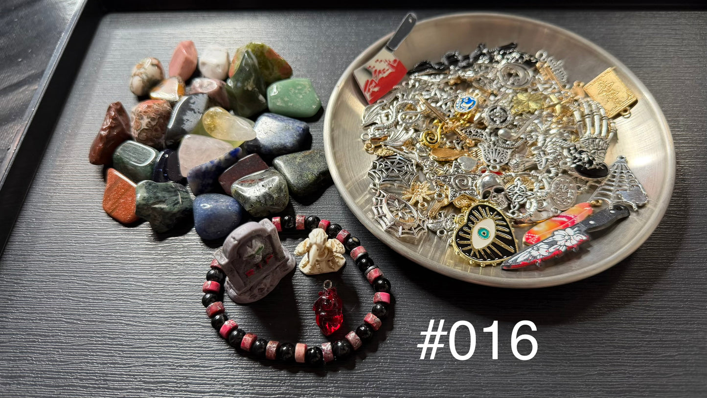 145g Crystals, 100g Charms & A 6mm Bracelet-Halloween Themed