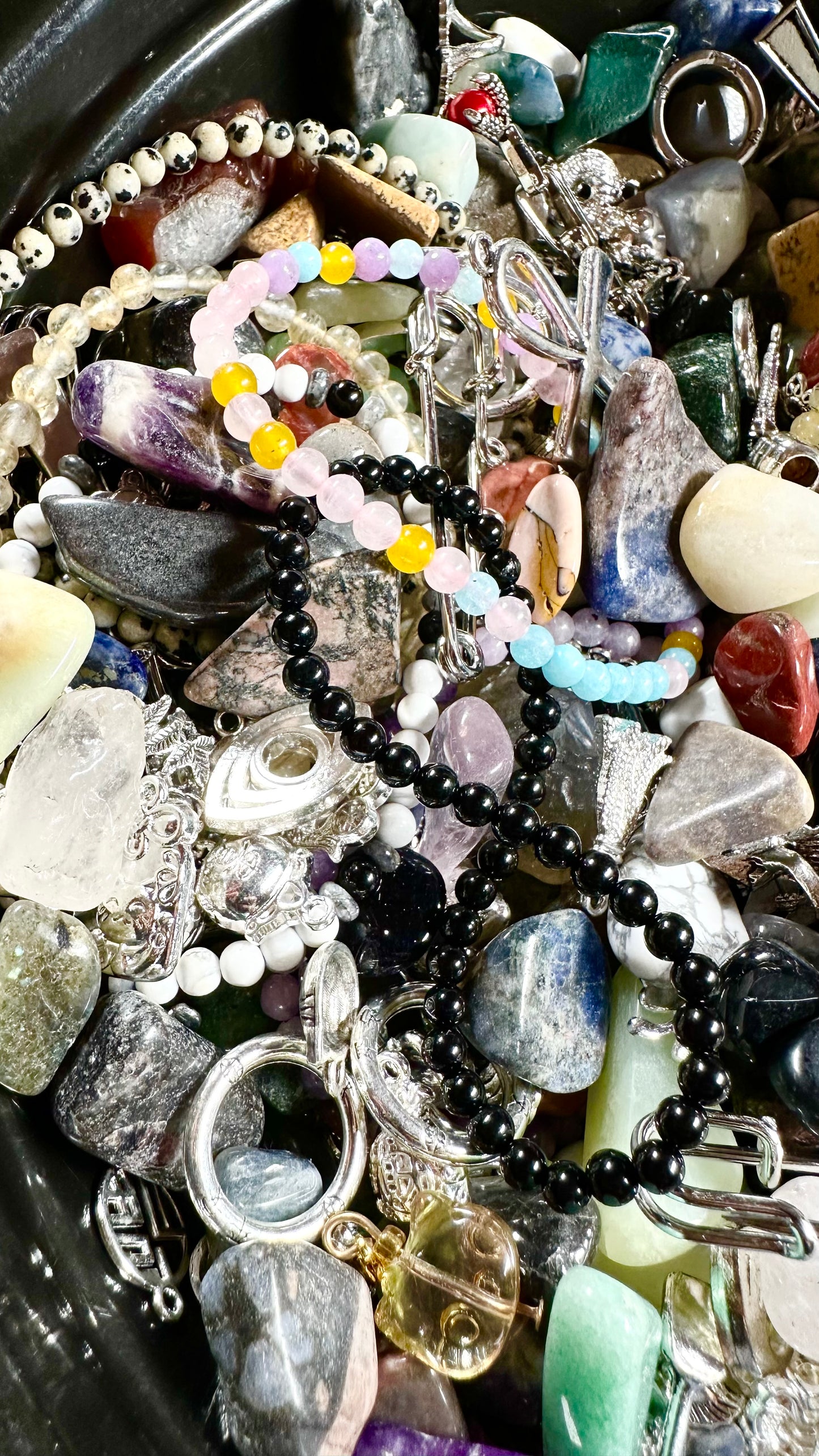 Crystal Tumbles & Charm Scoop